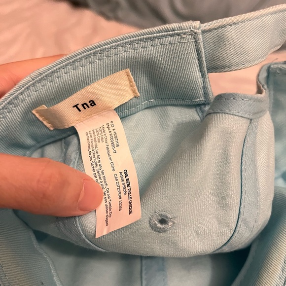 Aritzia hat - Picture 2 of 2